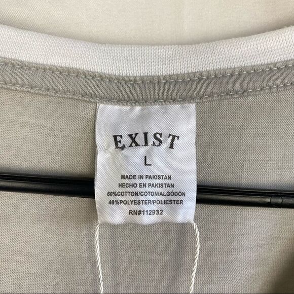 Juniors v neck tee  - Picture 3 of 7